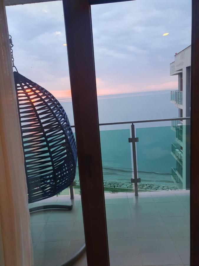 The Fresh Wave Hotel バトゥーミ エクステリア 写真